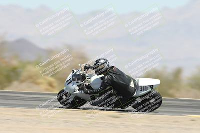 media/Apr-20-2025-CVMA (Sun) [[39090e8767]]/Race 9-Formula LW Twins Shootout/